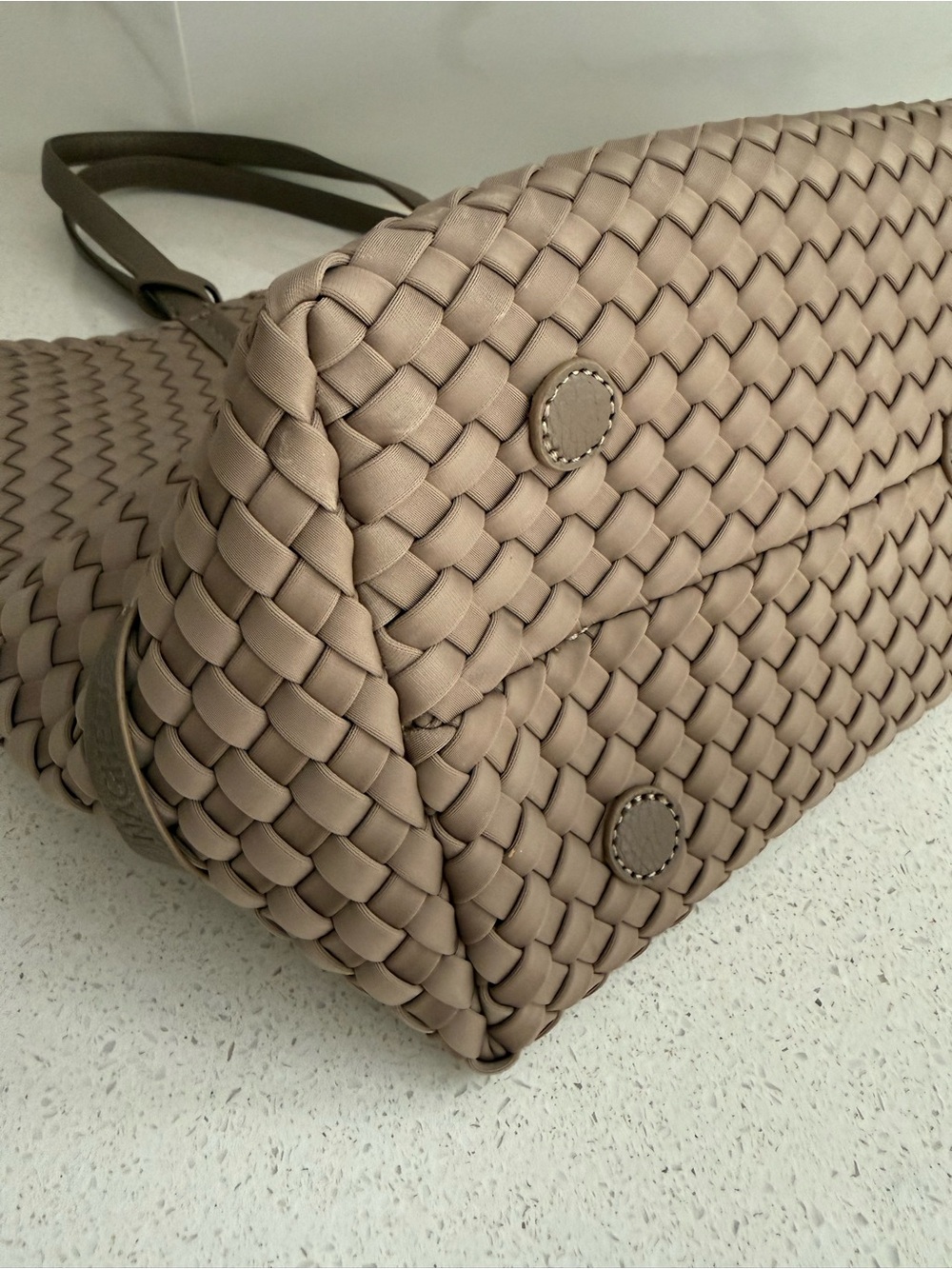 NAGHEDI Jetsetter Woven Tote Bag Cashmere - Picture 9 of 13